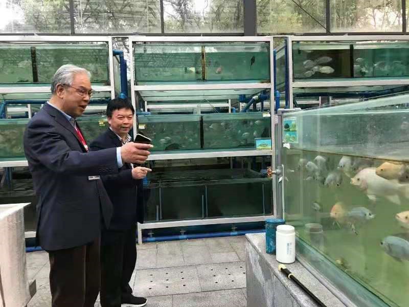 认证专家走访鱼类资源与生殖发育教育部重点实验室.jpg